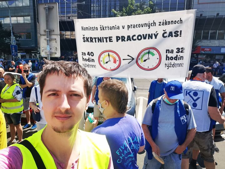 Protest: Zastavme rozvrat sociálneho štátu, pozrite sa, ako to tam vyzeralo