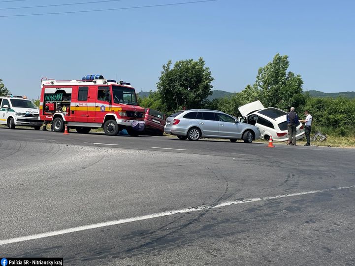 Tragická nehoda na Zlatomoraveckej ceste - JAZDITE OPATRNE