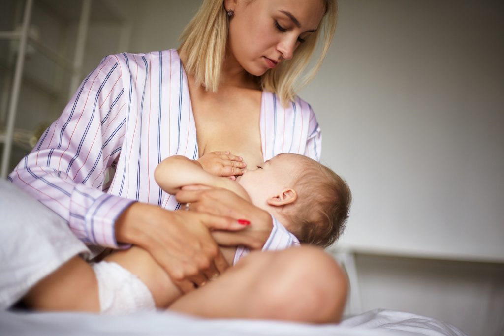 Dojčenie je pre dieťa mimoriadne dôležité, pripomína lekárka