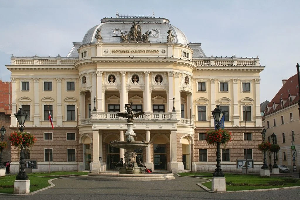 Opera Slovenského národného divadla uvádza Dvořákovu Rusalku