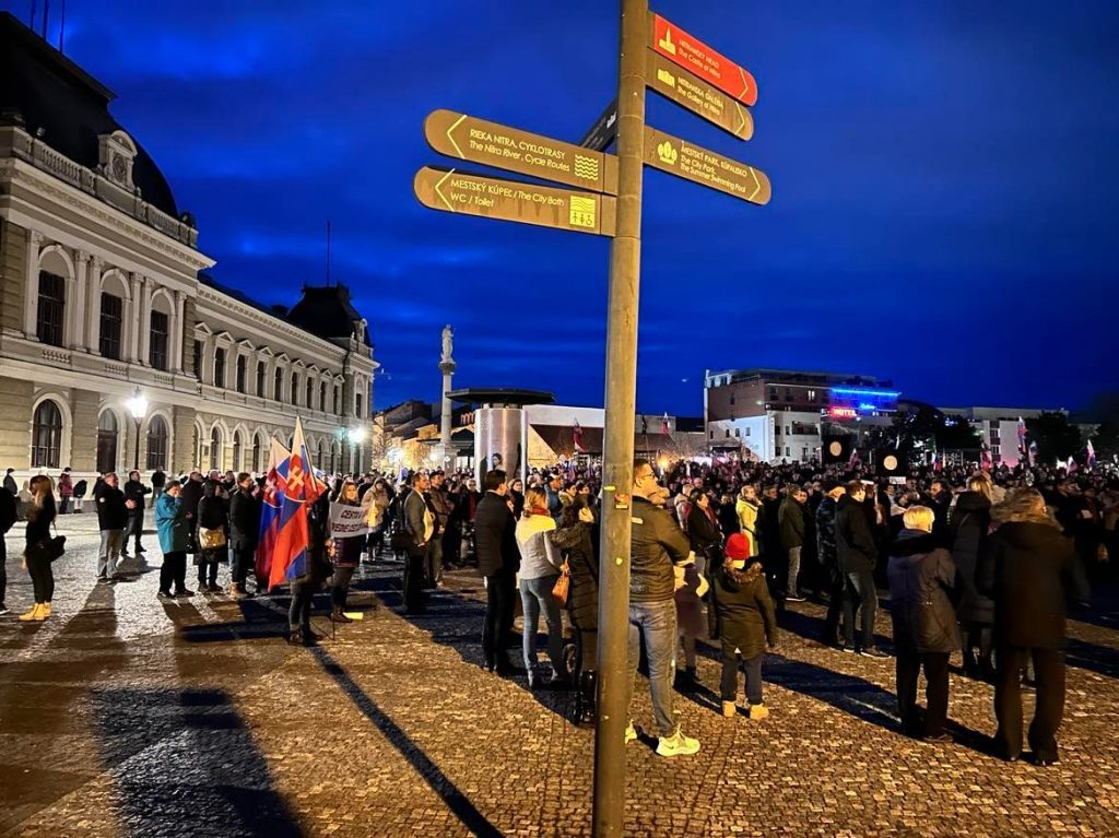 NITRA: Pochod za mier (foto)