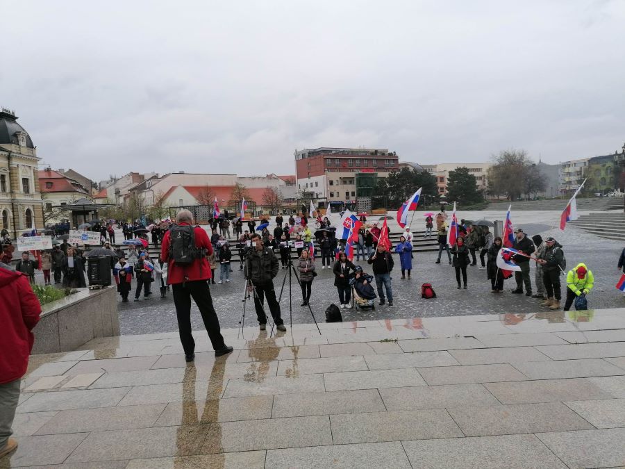 NITRA: Pochod za mier (foto)