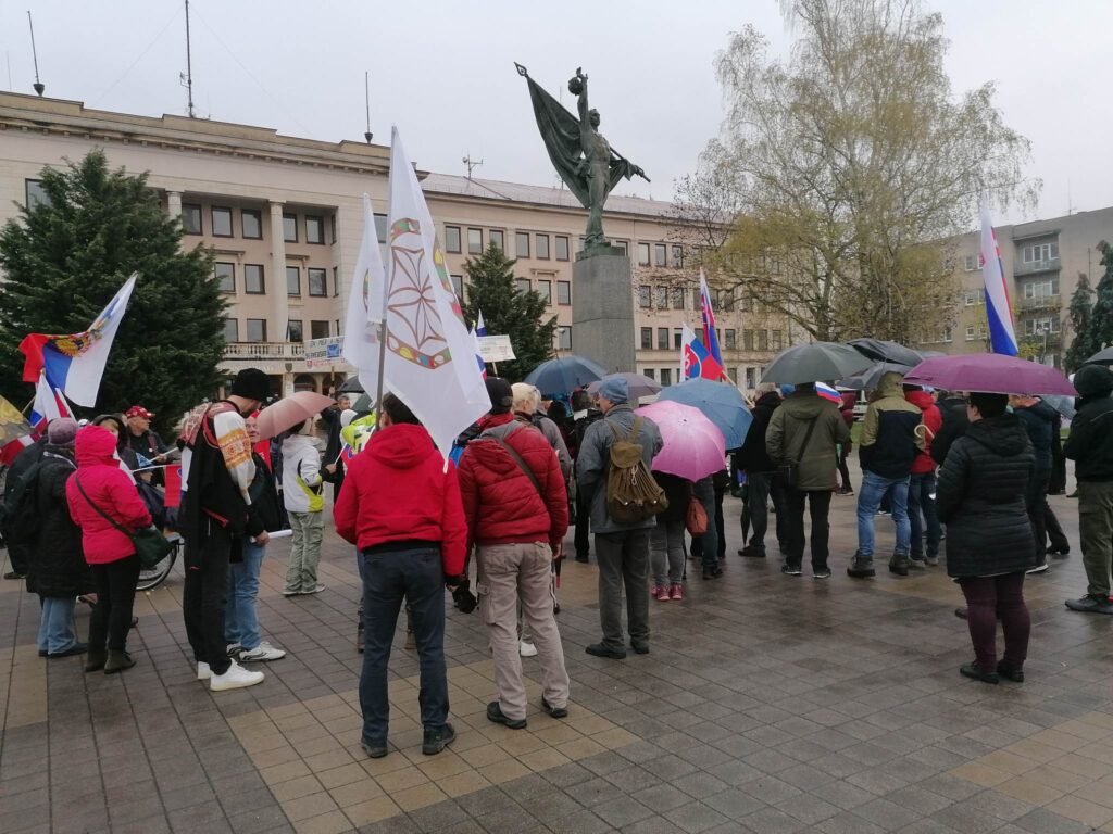 NITRA: Pochod za mier (foto)