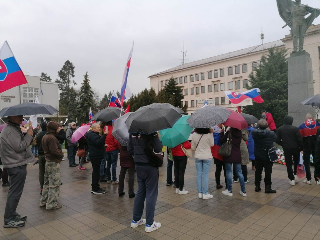 NITRA: Pochod za mier (foto)