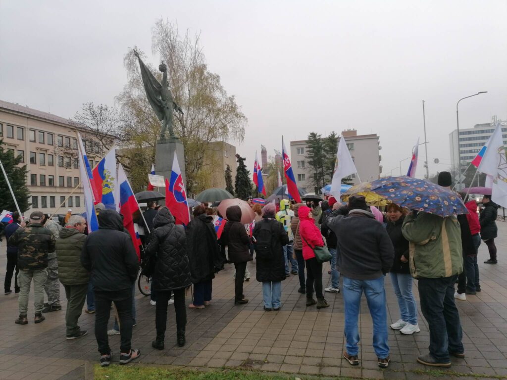 NITRA: Pochod za mier (foto)