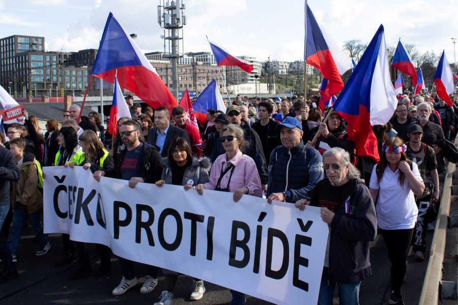 Protivládna demonštrácia Česko proti biede v Prahe (foto)