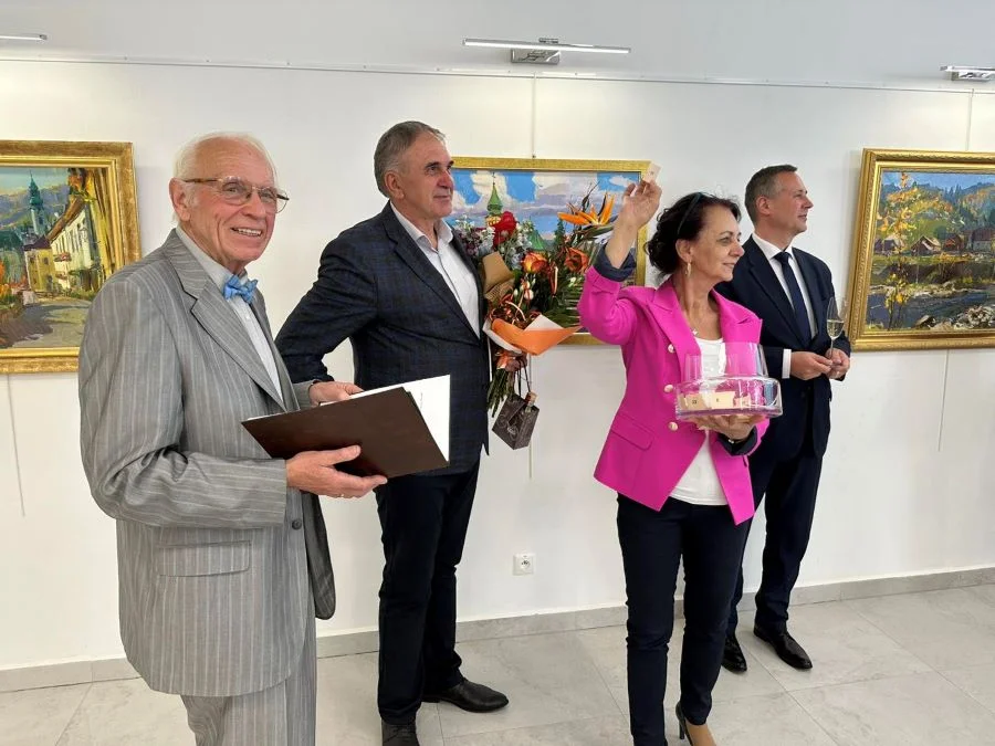 Michalovce: V Mestskej galérii Zlatý býk pripravili výstavu Slovensko vo farbe